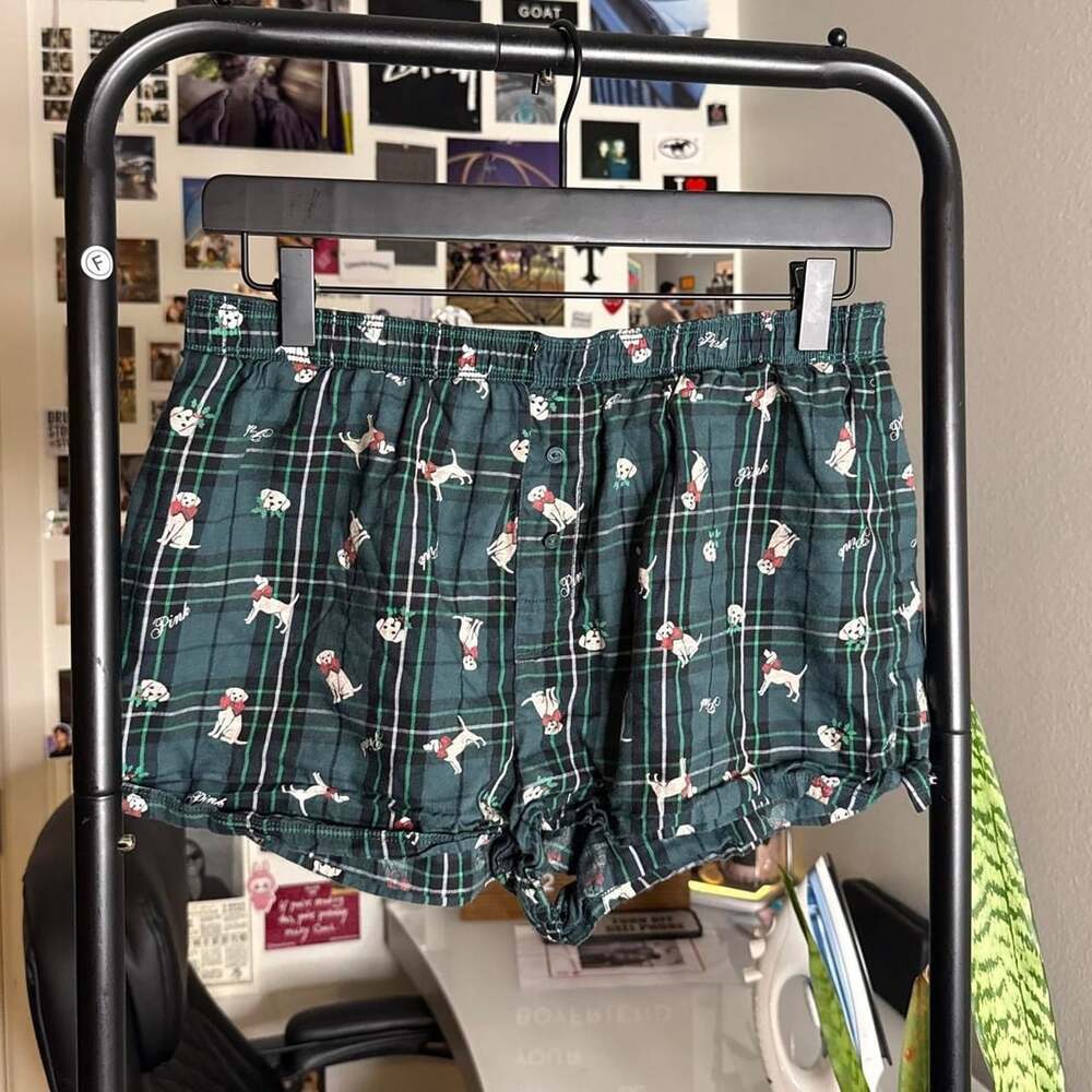 PINK Victoria's Secret Christmas Green Plaid Puppy Boxer Shorts